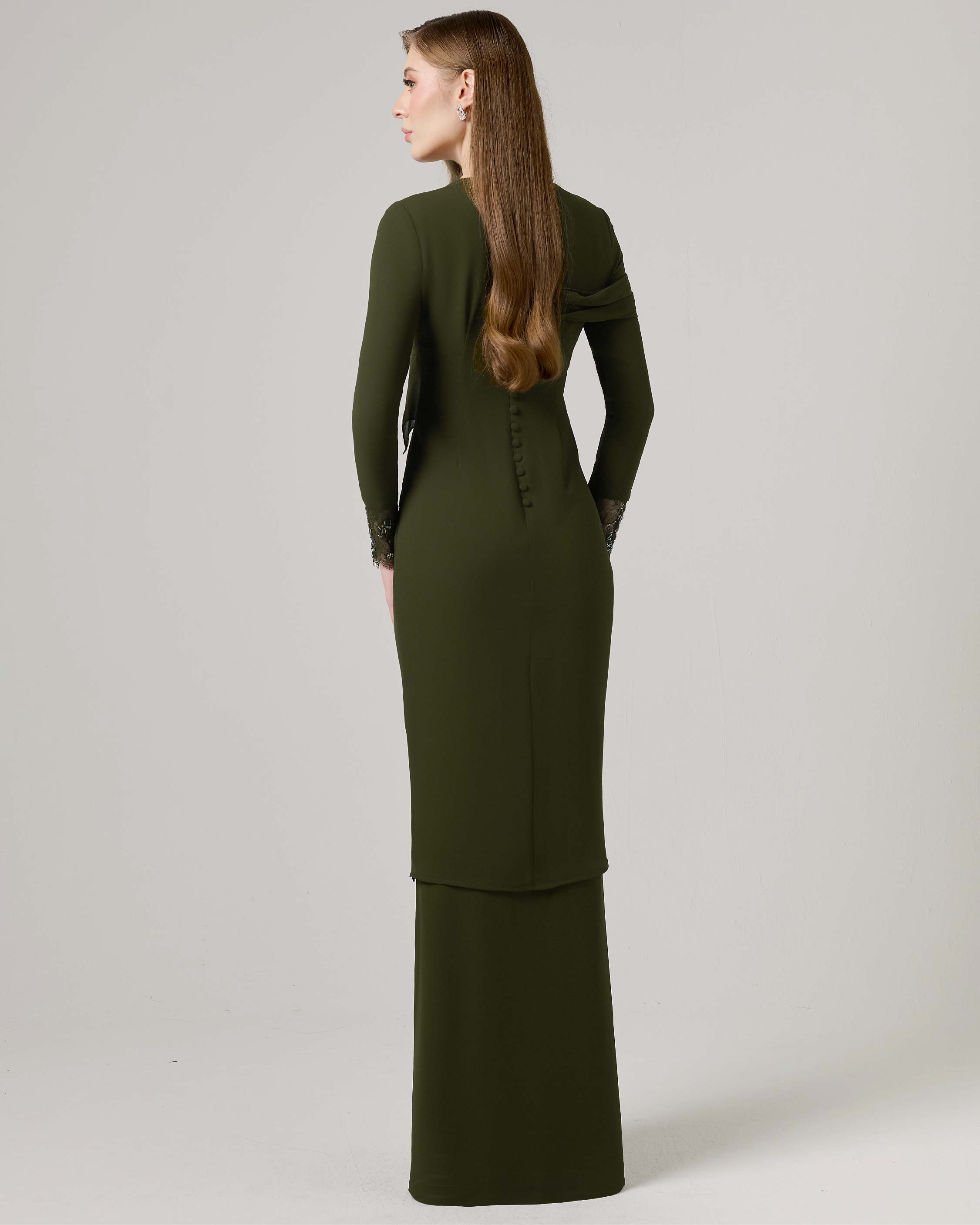 AMARAA MAHARANEE - KELLY GREEN Qiszar AMARAA MAHARANEE - KELLY GREEN Qiszar